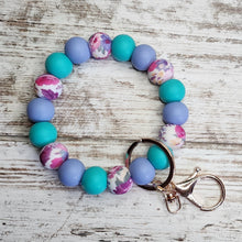 Load image into Gallery viewer, Floral Wristlet
