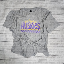 Load image into Gallery viewer, PREORDER CLOSES 6/14 (EXPECTED 6/30) Huskies Grunge
